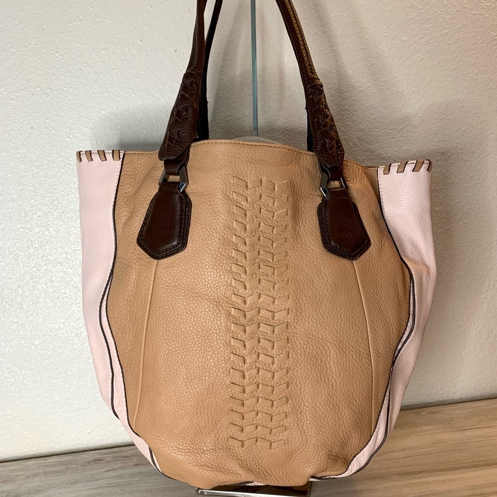 ☀️OrYANY Lyssie Soft Pebble Leather Tote in color block blush pink/beige